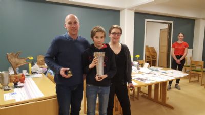 Det segrande laget i Föreningskavlen bestod av Magnus Olsson, Arthur och Anna. De står även som värdar för det prestigefyllda arrangemanget 2019. 