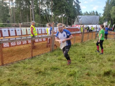 Simon Fogelström har precis växlat till Magnus under fjolårets Tjoget. Snart ska vi försöka att komma runt med 20 blåvita löpare igen!