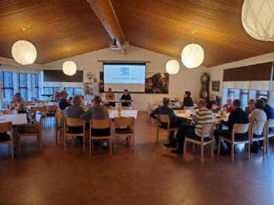 14 februari &auml;r det dags f&ouml;r Tors&aring;s OK:s &aring;rsm&ouml;te och det &auml;r dags att anm&auml;la sig. Vi h&aring;ller till i klassiska Tors&aring;s OK-lokaler d&aring; vi ska vara i Olofsg&aring;rden. H&auml;r har vi varit redan p&aring; 80-talet med lite utflykter senare till andra lokaler. Varmt v&auml;lkomna till en trevlig eftermiddag tillsammans!