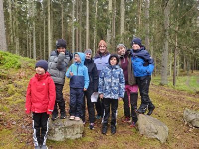 Vi kan välkomna ett glatt gäng till klubbens aktiviteter framöver. Deltog gjorde Moa, Hilding, Eira, Ivanah, Amanda, Vilgot, Mirja och Karl-Oskar. Saknas på bilden gör Signe.