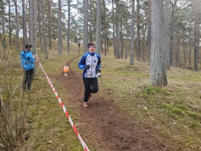 Maria p&aring; v&auml;g i m&aring;l i den &ouml;ppna klassen Bl&aring; 3,0.