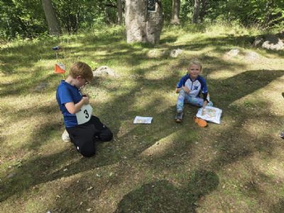Wilhelm och Agnes har precis st&auml;mplat i m&aring;l p&aring; andra str&auml;ckan. Det r&auml;ckte till slut till slutseger i 2026 &aring;rs F&ouml;reningskavle.