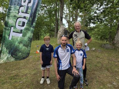 Segrande laget best&aring;r av Wilhelm, Arne, Agnes och Adrie. Ett stort grattis!