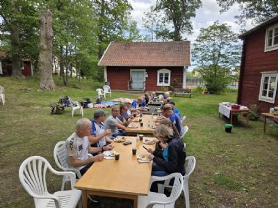 Klubben bj&ouml;d p&aring; exotisk planka vilket smakade extra bra efter loppet. Det var trevligt att tr&auml;ffa alla i en fin milj&ouml;.